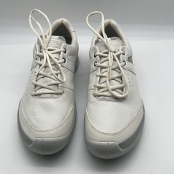 ECCO Women's Biom Hybrid Hydromax Water-Resistant Golf Shoe White Silver 10-10.5