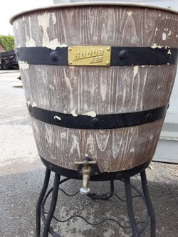 Ice Chest Cooler 