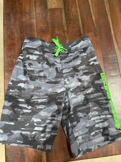 Boys under armour swim trunks new