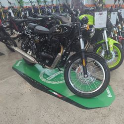 2025 Benelli Imperiale 