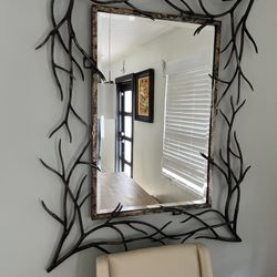 Beautiful mirror With Antlers Decor Frame