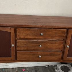 Buffet Cabinet 