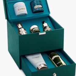 Sealed Luxury La Mer Set - $1200