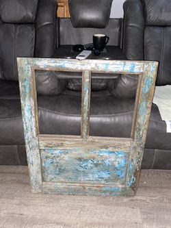 LAST PRICE DROP: Vintage Wood Window Frame