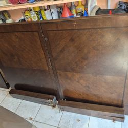 Wooden Dining Room Table 