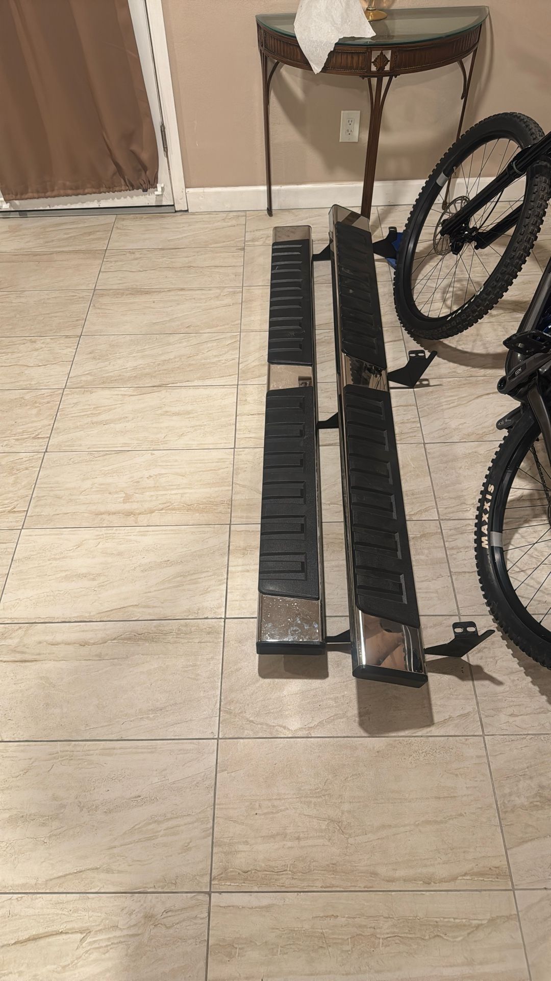 Sidesteps 07-18 Chevy Silverado GMC Sierra 1500 Ext Cab Side Step Bar Running Board