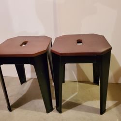 End Tables Or Stools (2) Metal Legs