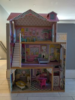 Kidkraft Barbie House