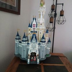 Lego  Disney  Castle 71040 With Figures 
