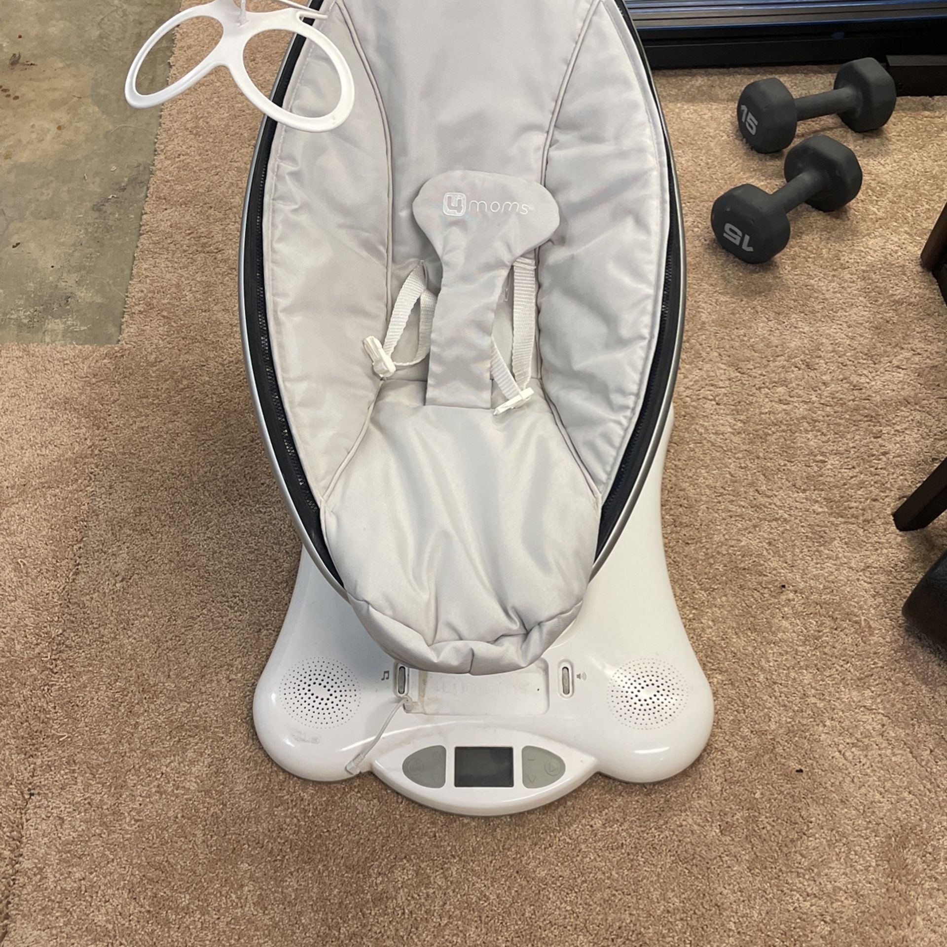 4 Moms Automatic Baby Swing, Great Shape! 