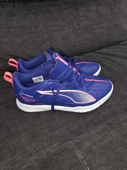 Puma Indoor Soccer Shoes 4.5 Youth