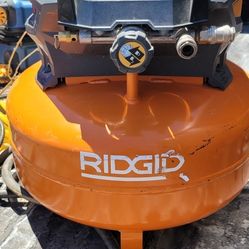 Rigid 120 V Air Compressor 