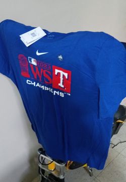 Nike XXL Team T-shirt New with Tags Retails $37 bucks Asking $12 Each one (Several Available) Firm on Price