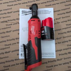 Milwaukee M12 3/8" Ratchet Set