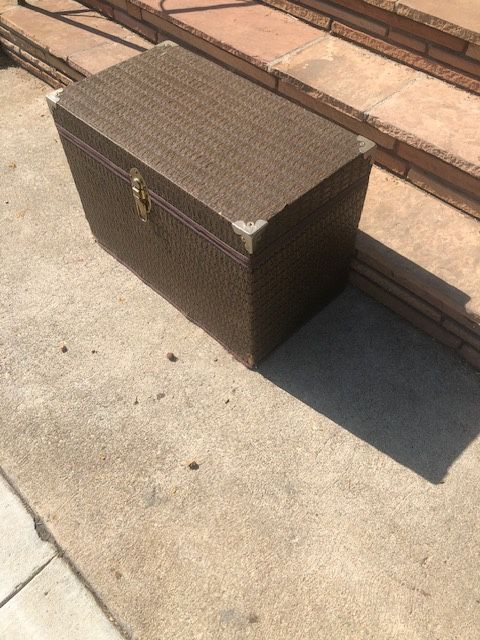 Wicker Storage Foot Locker