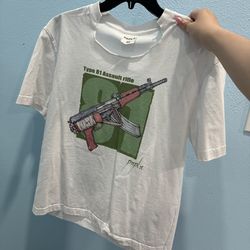 White graphic t-shirt M