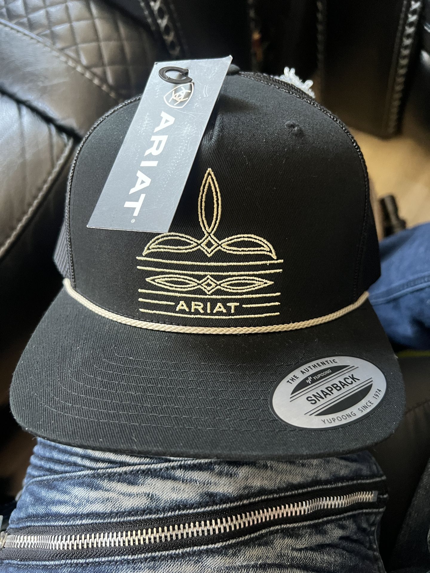 ARIAT