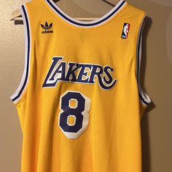 Kobe Bryant #8 Jersey Size Large