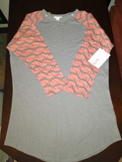 New Lularoe T-shirt