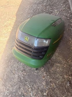 John Deere L120 Riding Lawn Mower Hood