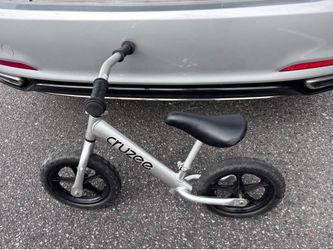 Cruzee Balance Bike