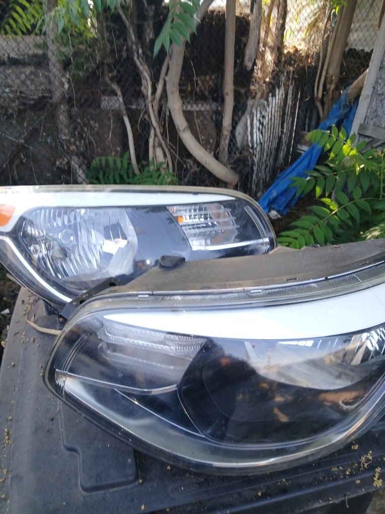 Kia Soul Front Bumper N Headlights