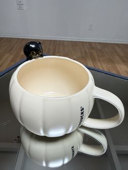 Starbucks 2026 Halloween Black Cat Mug
