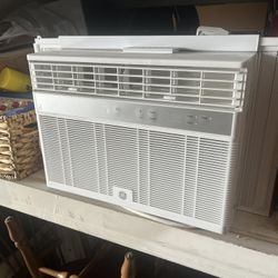 GE 10K Window A/C Air Conditioner 