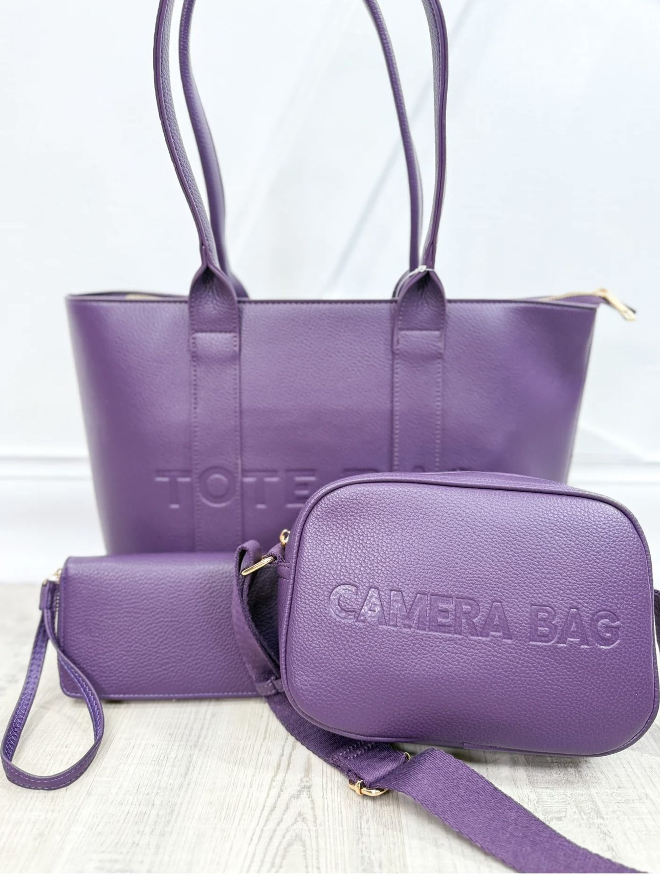 Beautiful 3-Piece Purple Handbag Set 