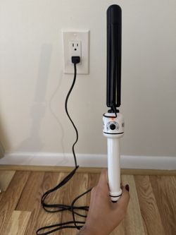 Hot Tools Curling Iron
