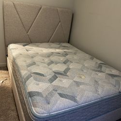 Gray queen bed w/ mattress 