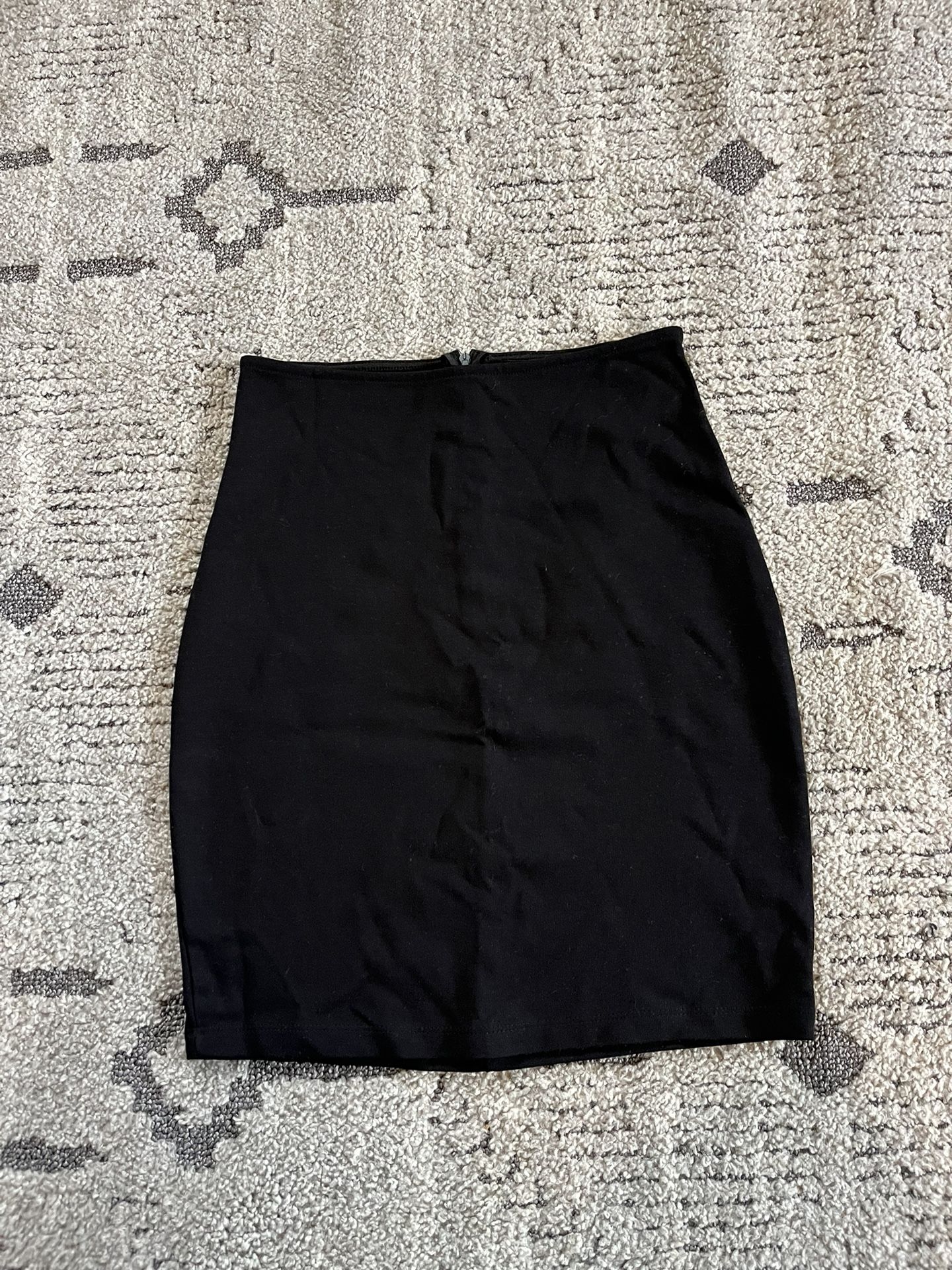 Small Black Pencil Skirt 