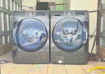 Samsung Washer and Gas Dryer Set