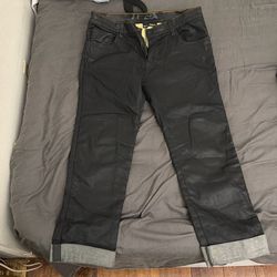Motorcycle riding pants