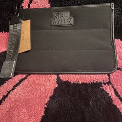 Authentic Steve Madden Medium Size Wrist, Wrist, Pouch Pouch