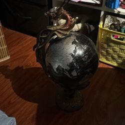 Dragon Globe 