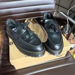 Dr. Martens Shoes size 9
