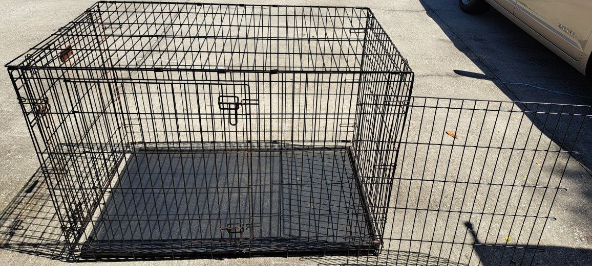 Extra Large Dog Crate with Divider