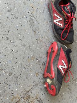 New Balance Metal Cleats 