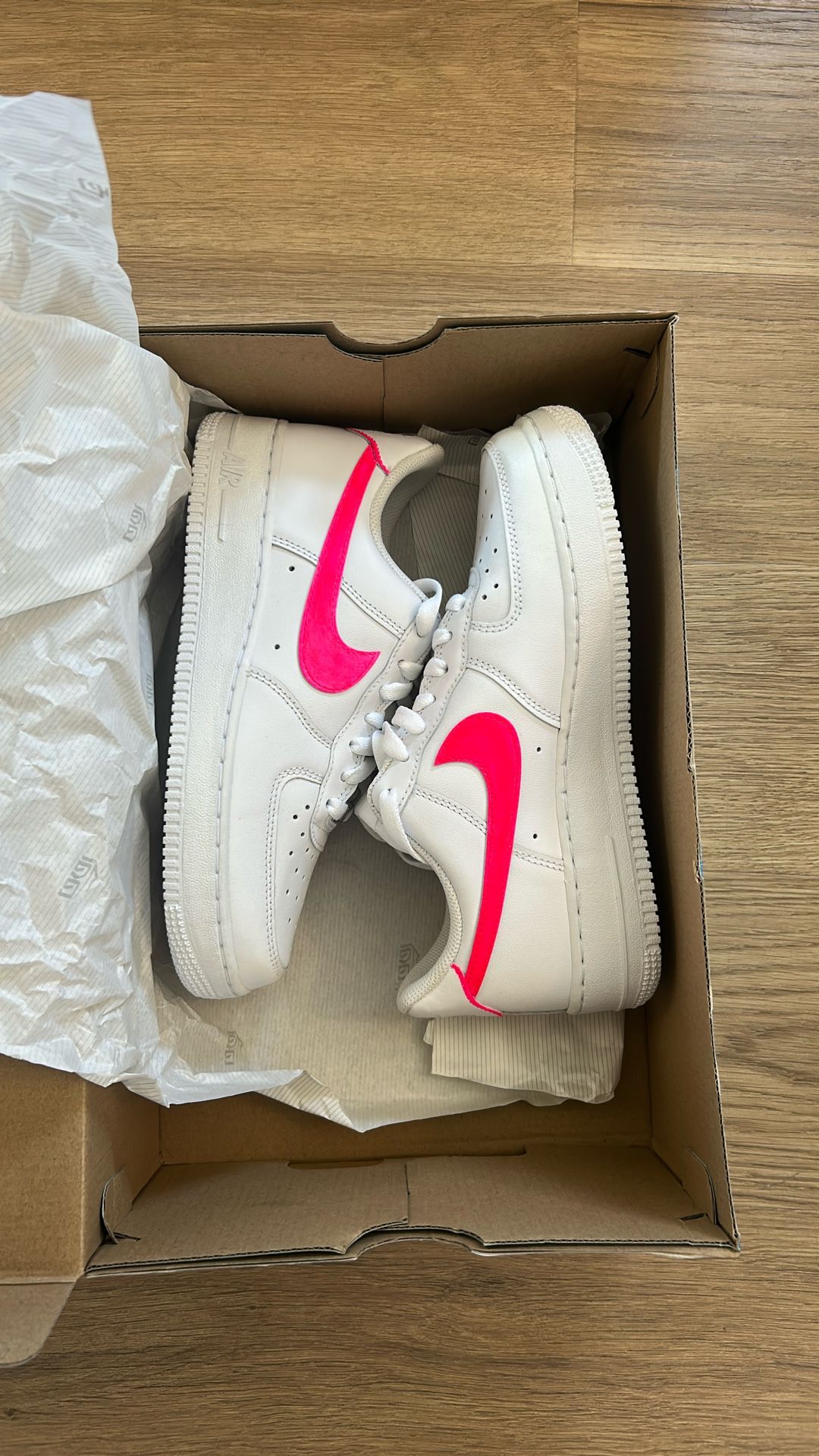 Nike 1 Airforce Size 7.5 W