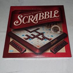 Deluxe Turntable Scrabble Crossword Board Game In Excellent New Condition (Is Complete Nothing Missing)