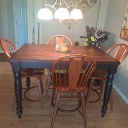 Kitchen Table With 4 Chairs