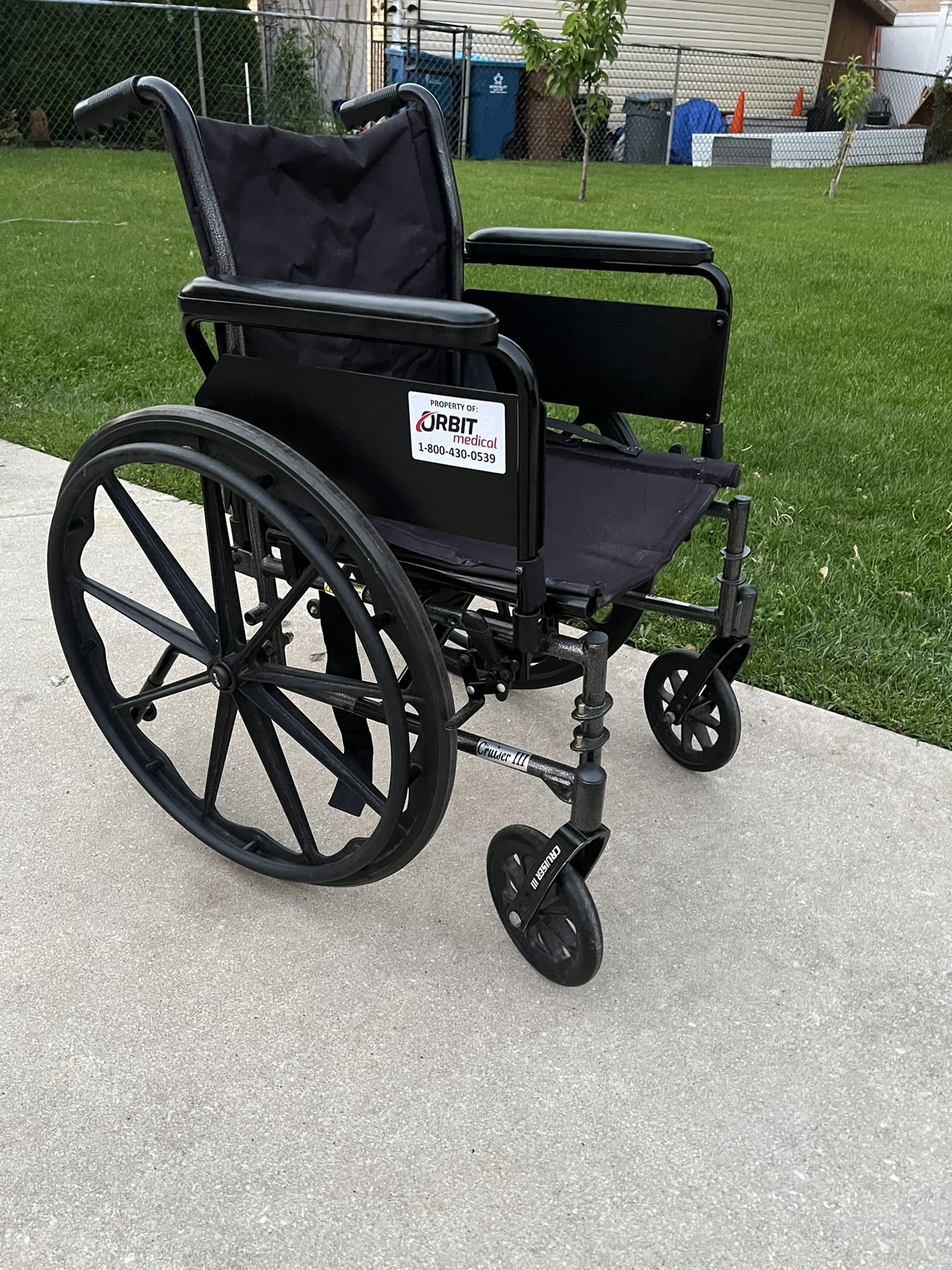 Wheel Chair Foldable Comes With Leg Rest 