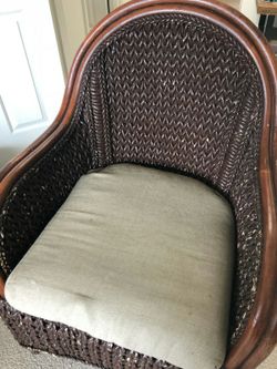 Pier 1 chair