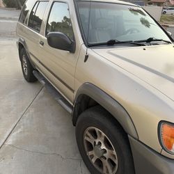 2001 Nissan Pathfinder