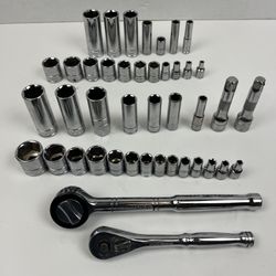 43 pc Ratchet Socket Set Standard Metric Extension Benchtop Tools 