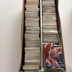 Huge Box Lot Of 700+ Baseball Cards – Stars Commons Vintage Mix – MLB Collection Estate Find