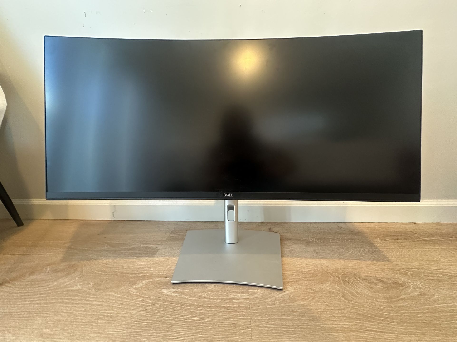 Dell 34 Inch Monitor Excellent Condition