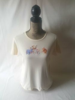 Disney's Winnie the Pooh women's embroidered short sleeve top size S