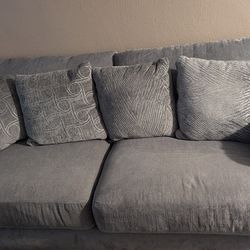 5 piece Plush Gray/Silver Sofa Set